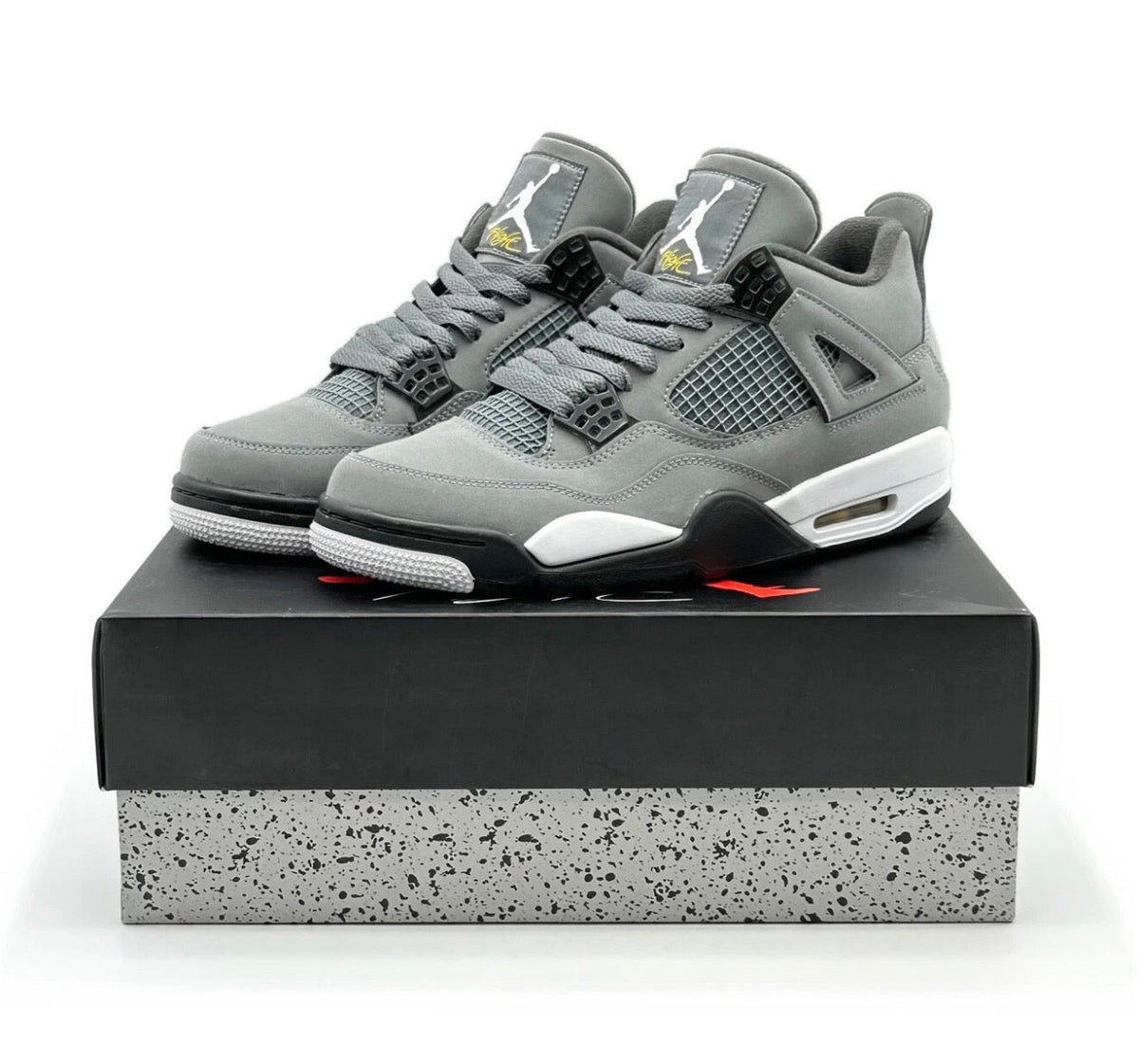 Nike | Jordan 4 (Unisex)